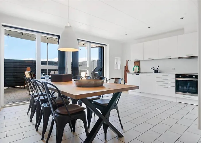 Lk2108-lokken-strandparken-11 Løkken